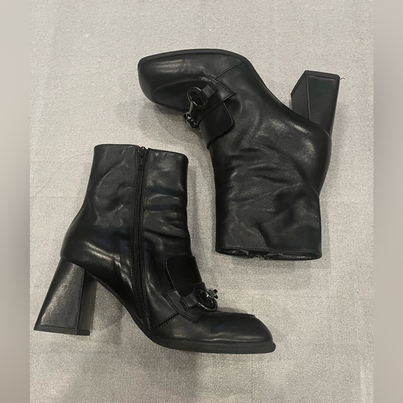 [38/US7]Lavorazion Artigiana Ateliers Black Ankle Block Heel Boots Y2K Buckle - Picture 3 of 10